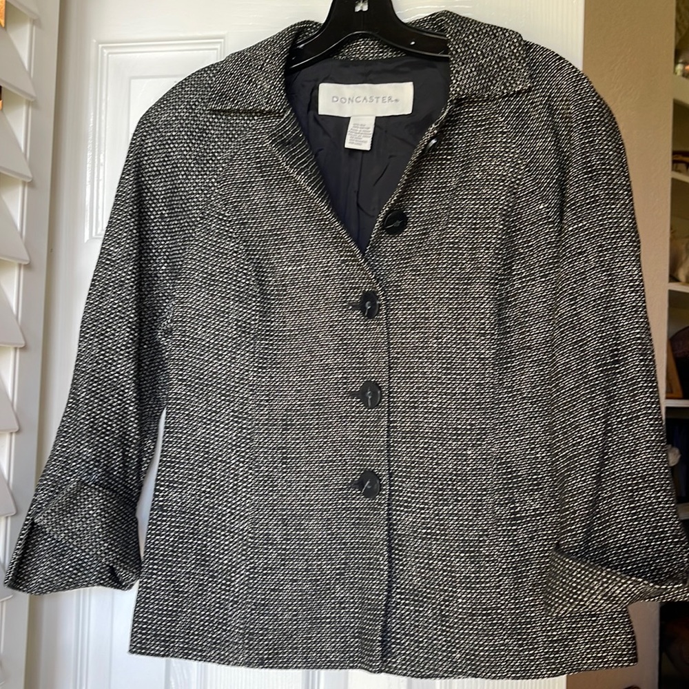 Doncaster size 4 silk cotton blend -perfect condition